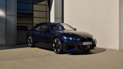 BMW 4er Coupé von schräg vorne