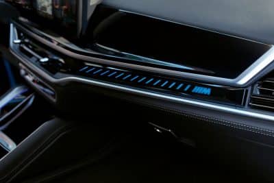 BMW X6 Innenansicht Beleuchtung Cockpit