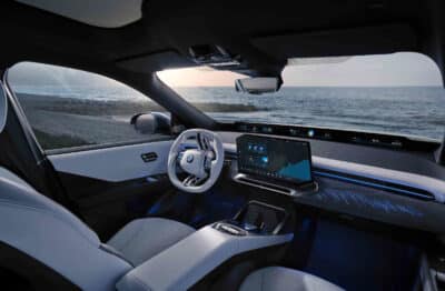 BMW-iX3-Innenraum-Lenkrad-Display
