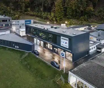 Gebäude des BMW und MINI Autohauses in Kufstein