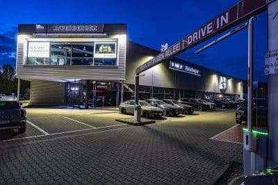 Autohaus Unterberger - BMW Service Lindau bei Nacht